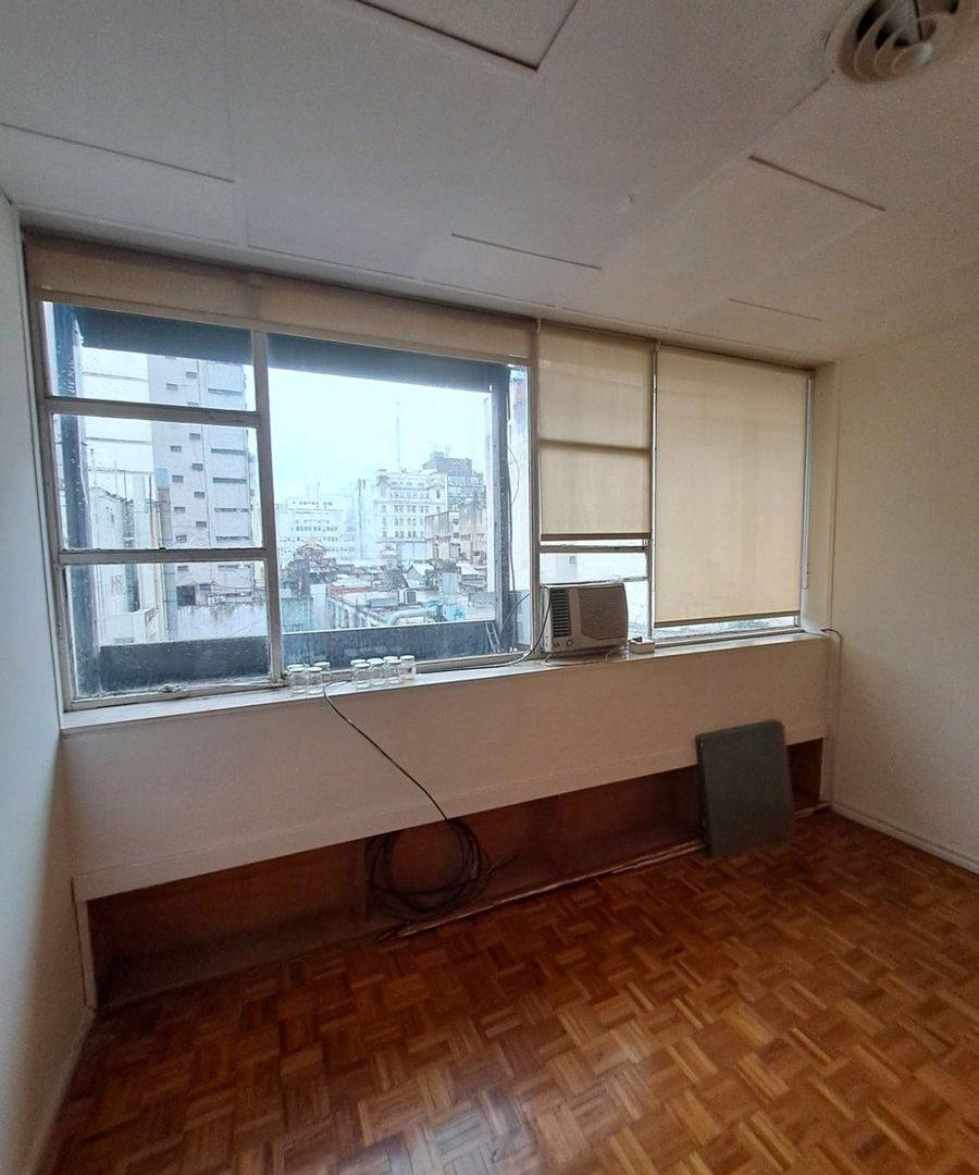 Foto de VENTA OFICINA MICRO CENTRO, imagen 2