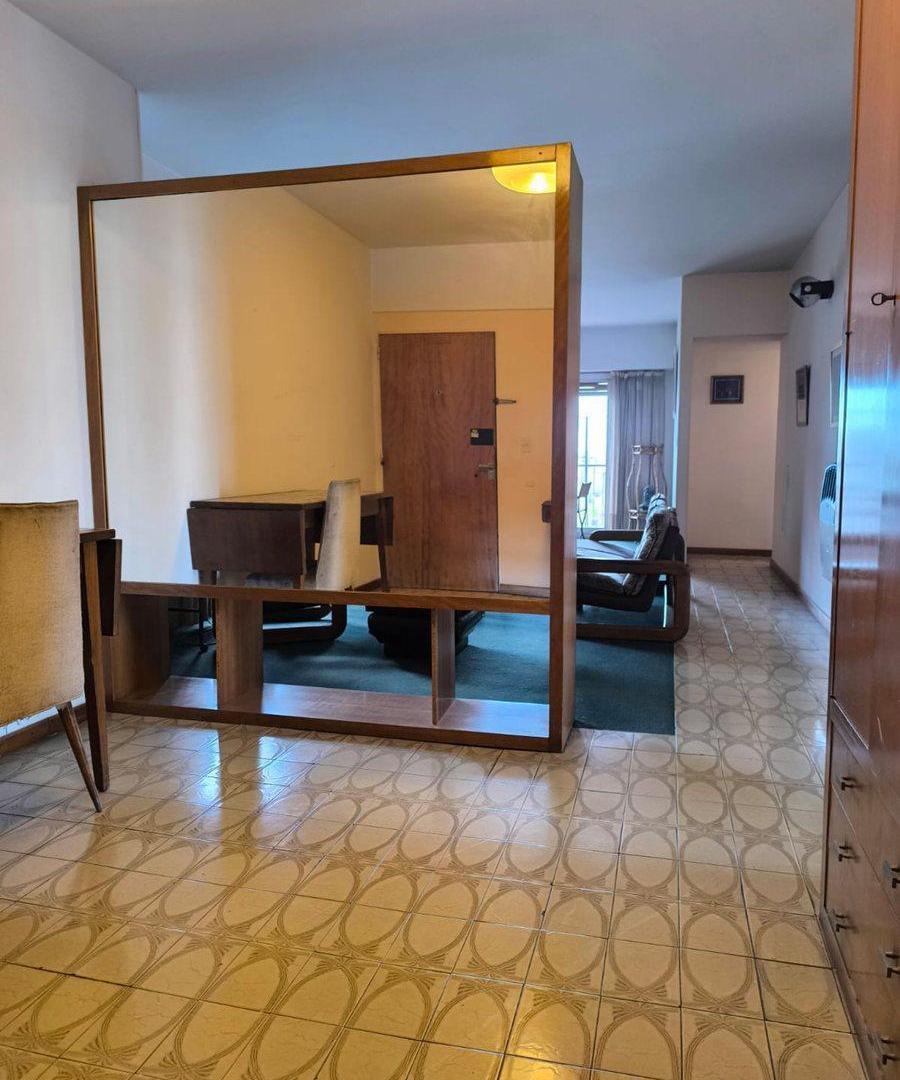 Foto de VENTA DEPARTAMENTO 4 AMB CON COCHERA EN BELGRANO R, imagen 1