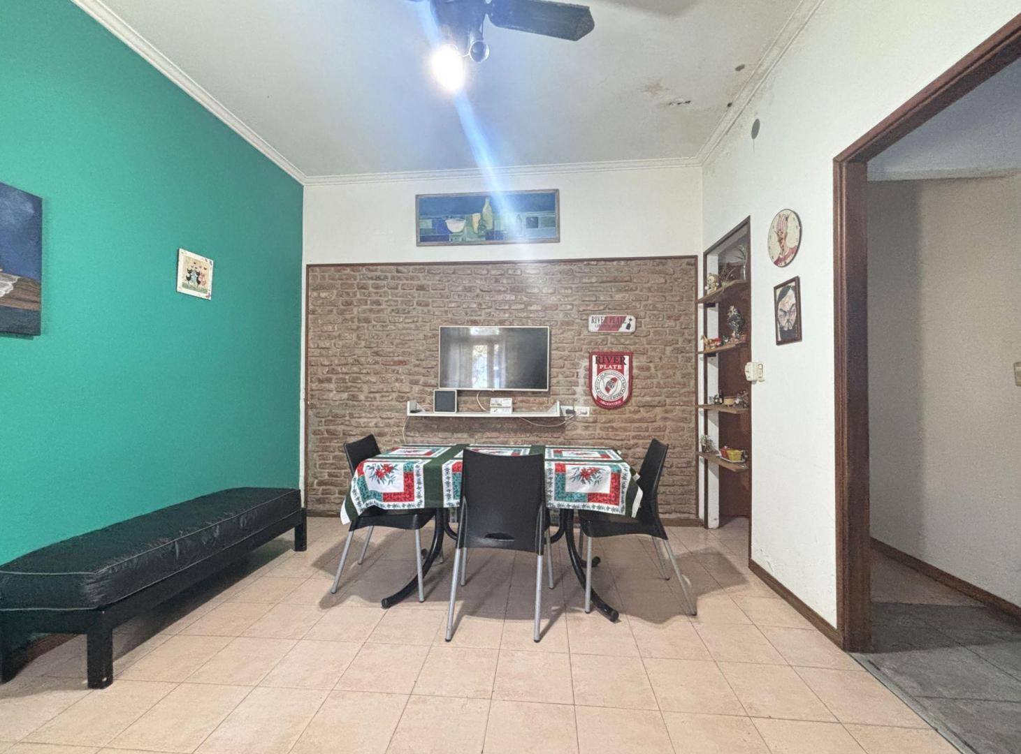 Foto de VENTA PH 2 AMB CON COCHERA Y PATIO V. BALLESTER, imagen 3
