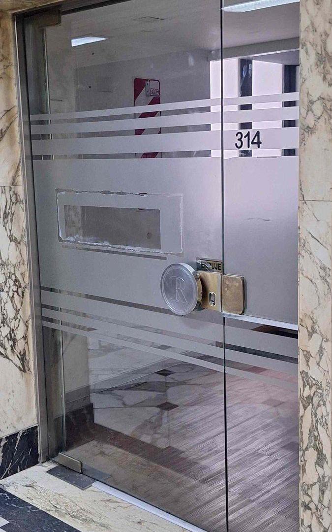 Foto de VENTA OFICINA MICROCENTRO AV. DE MAYO / 312 M2, imagen 2