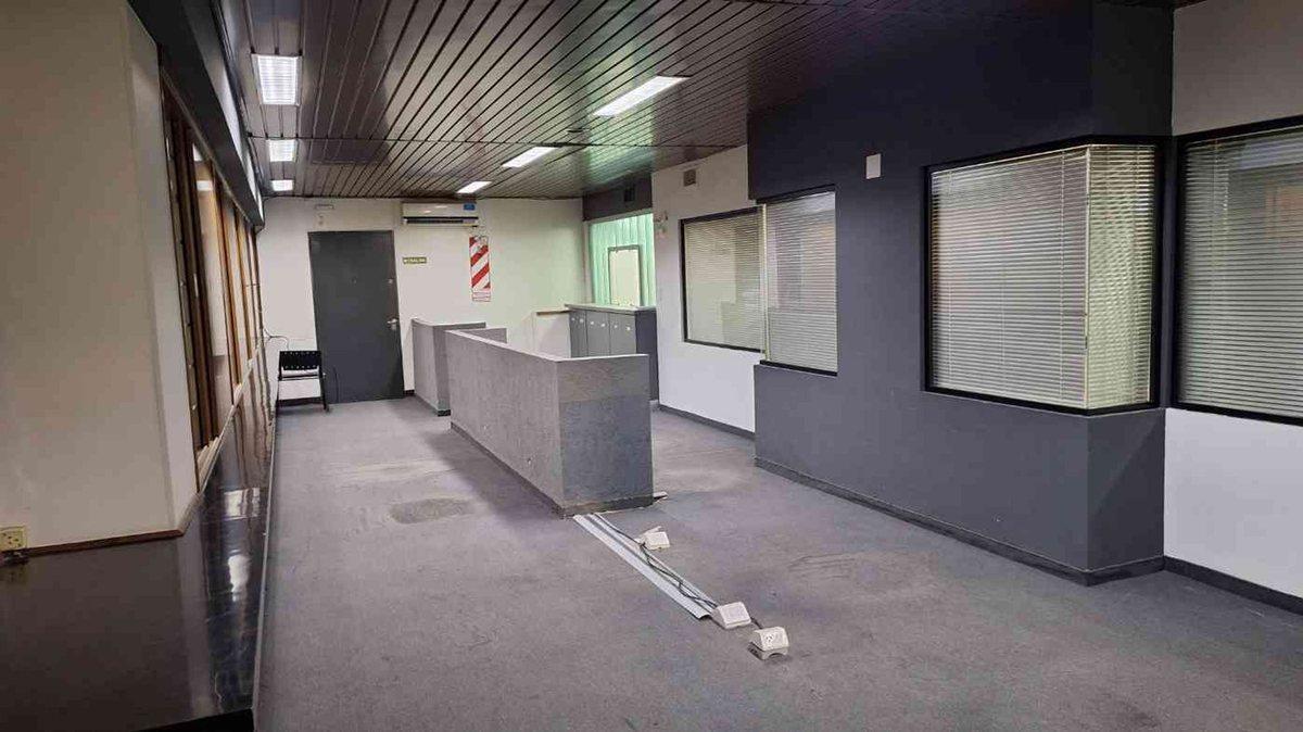 Foto de VENTA OFICINA MICROCENTRO AV. DE MAYO / 312 M2, imagen 4