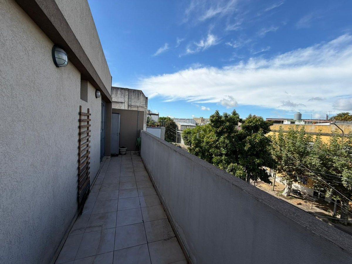 Foto de VENTA PH 3 AMB 2 BALCONES PARRILLA BAULERA R MEJIA, imagen 5