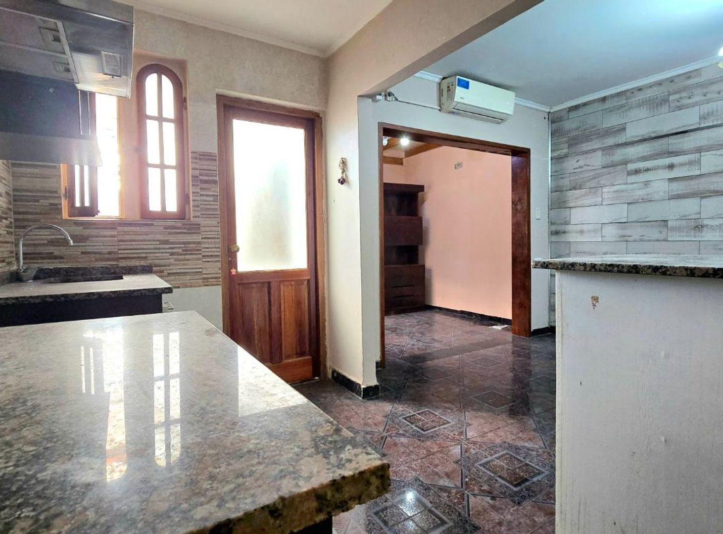 Foto de Venta Ph 3 Ambientes con Patio Caseros, imagen 1