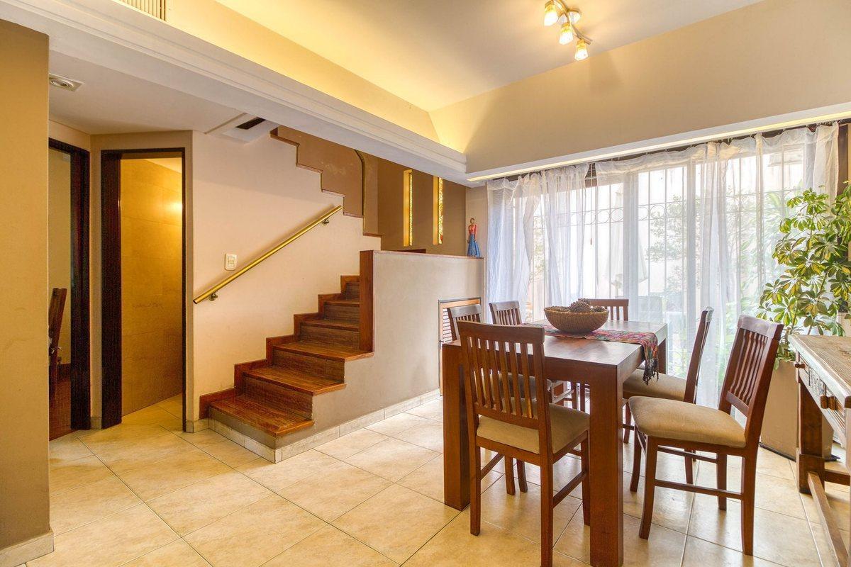 Foto de Venta 4 Amb con cochera S/ Exp. en FLORES NORTE, imagen 1