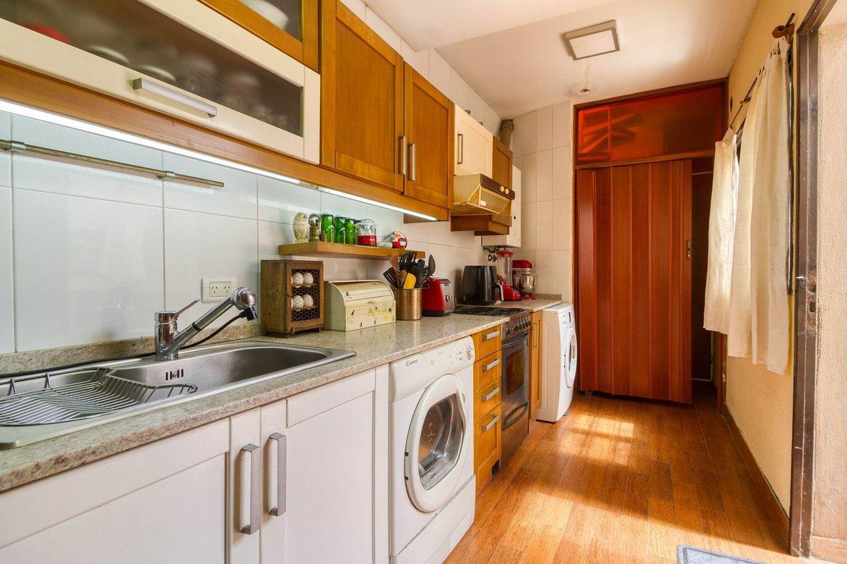 Foto de Venta 4 Amb con cochera S/ Exp. en FLORES NORTE, imagen 4