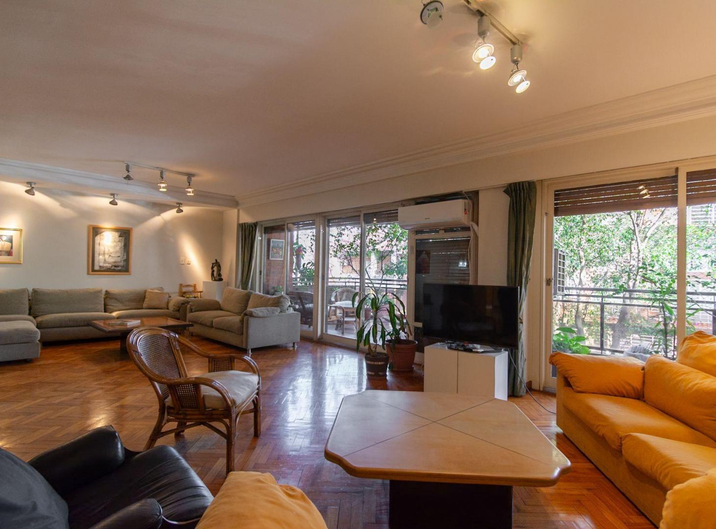 Foto de VENTA DTO 4 AMB CON DEP PATIO BALCON COCH COGHLAN, imagen 5