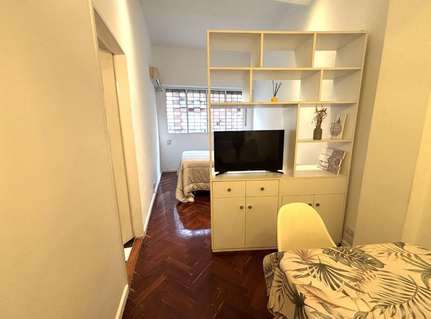 Foto de VENTA MONOAMBIENTE RECOLETA EXCLUSIVA UBICACIÓN, imagen 2