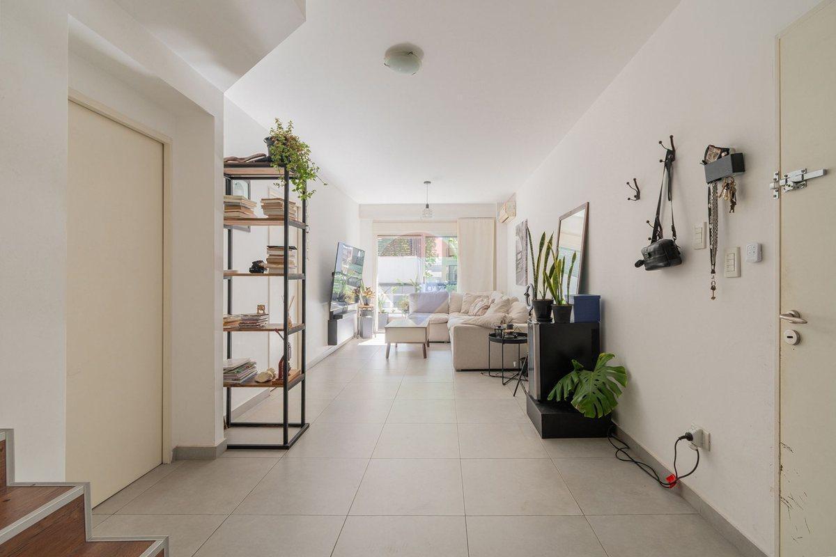 Foto de VENTA DEPARTAMENTO 2 AMB VILLA URQUIZA CON PILETA, imagen 2