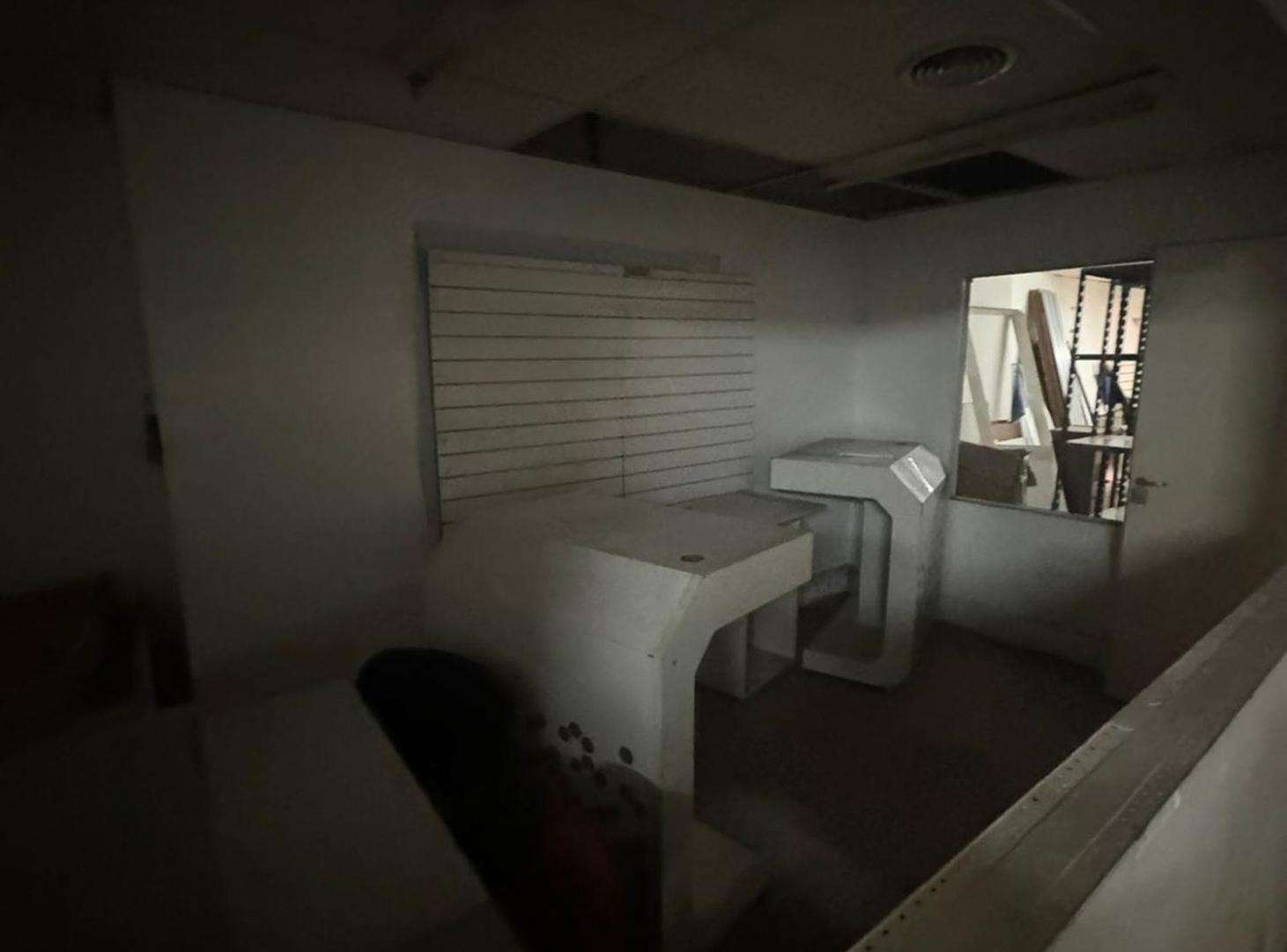 Foto de VENTA LOCAL COMERCIAL EN SAN NICOLÁS CON SÓTANO, imagen 2