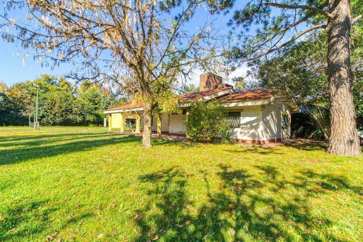 Foto de Venta Casa Quinta c/Pileta Terreno 1990m2-La Reja, imagen 5
