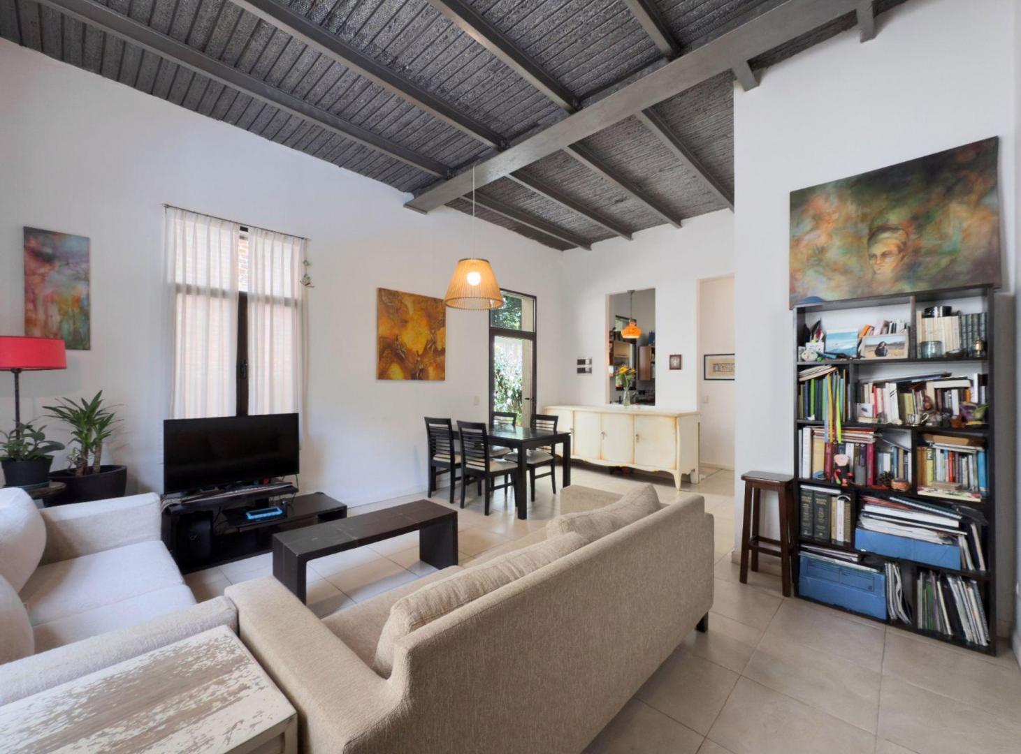 Foto de VENTA DUPLEX PH 3 AMB + ESCR BELGRANO R COCHERA, imagen 1