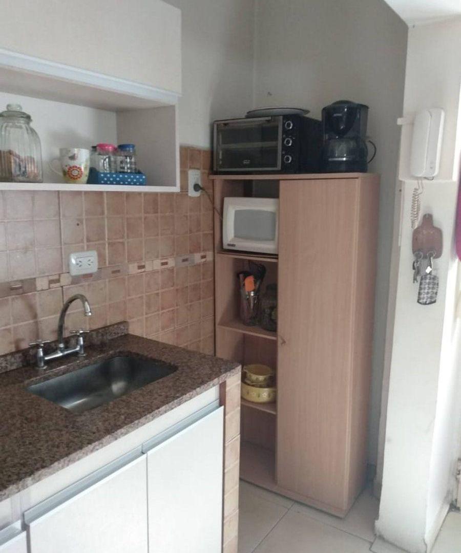 Foto de VENTA PH 3 AMB. PATIO Y LAVADERO PLANTA BAJA, imagen 2