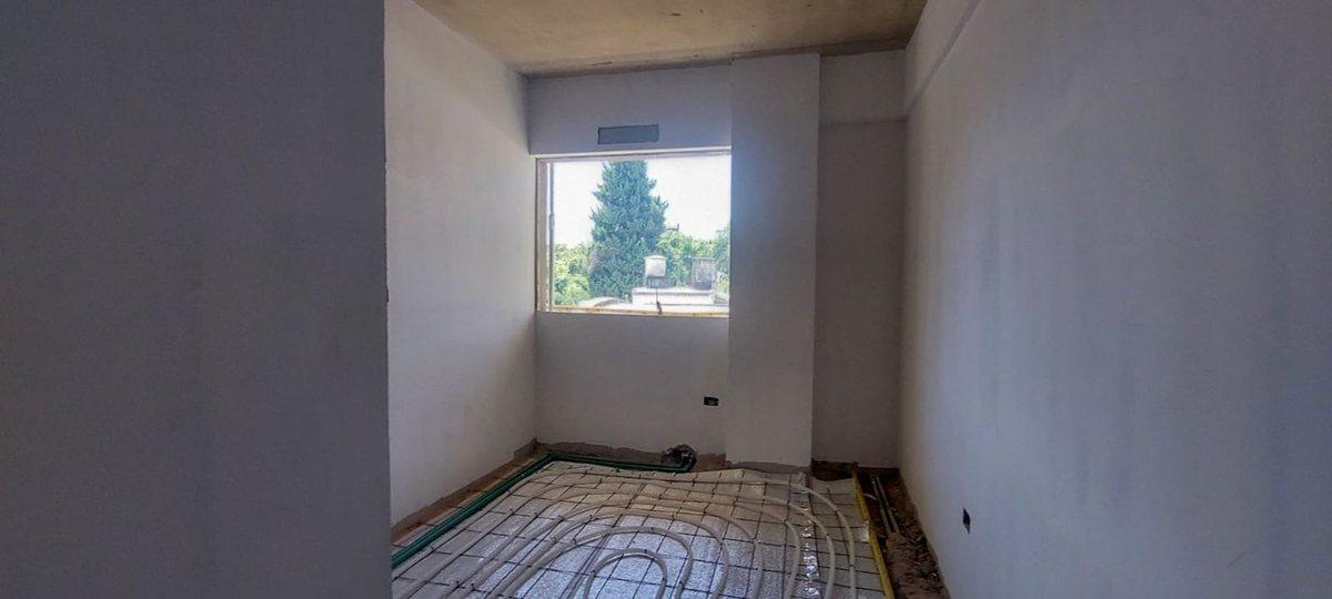 Foto de VENTA 3 AMBIENTES y PATIO a estrenar Monte Castro, imagen 3
