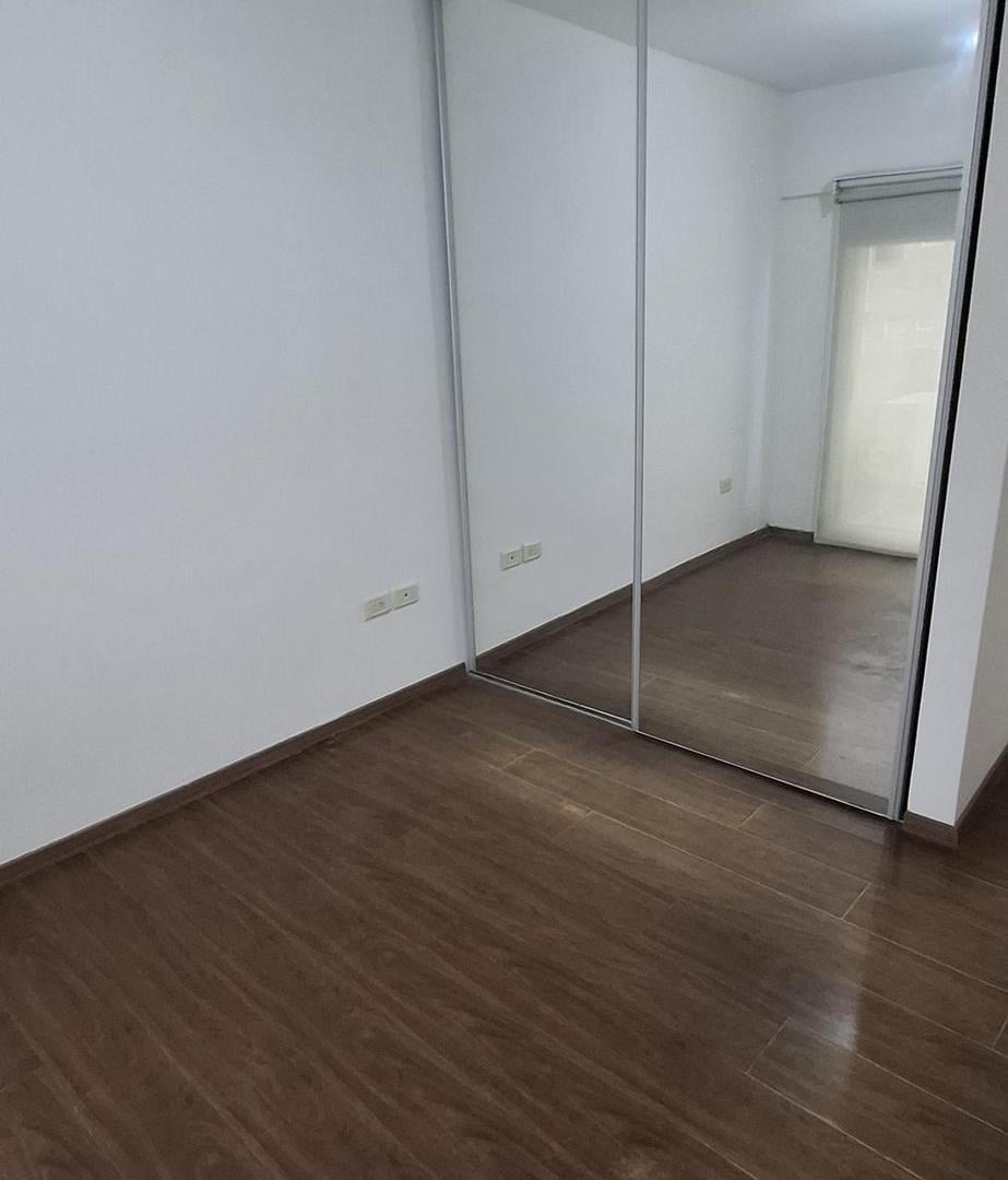 Foto de VENTA DEPTO 2 AMB 2 COCHERAS QUILMES CENTRO, imagen 5