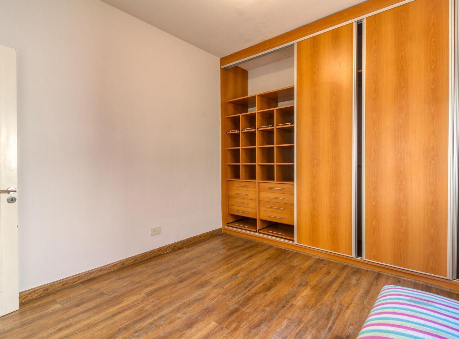 Foto de VENTA DEPARTAMENTO EN SAN TELMO REMODELADO, imagen 2