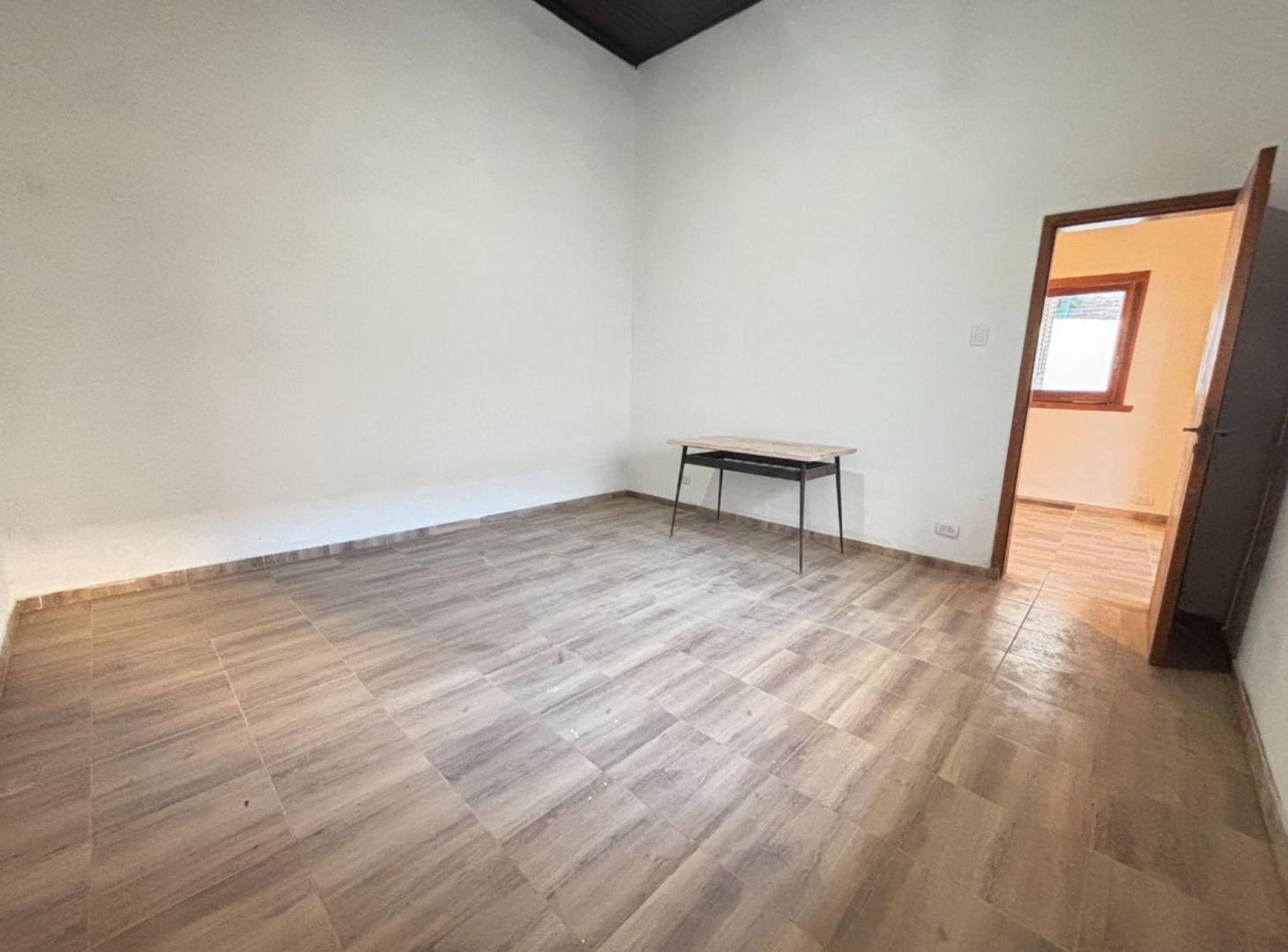 Foto de VENTA PH 2 AMB. CON 2 PATIOS R. DE ESCALDA LANÚS, imagen 1