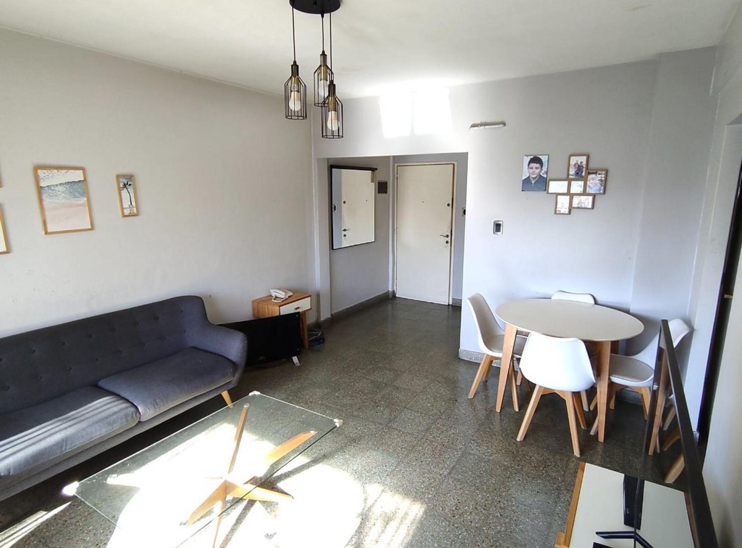 Foto de VENTA DEPTO 3 AMB al FRENTE / BALCÓN / APTO CRED, imagen 2