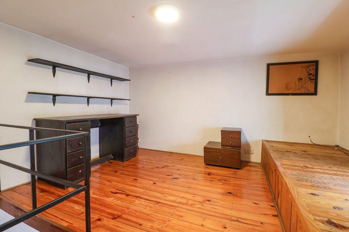Foto de VENTA DEPTO 4 AMB ALMAGRO CON BALCON Y ESTUDIO, imagen 2