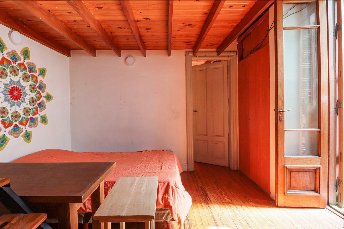 Foto de VENTA DEPTO 4 AMB ALMAGRO CON BALCON Y ESTUDIO, imagen 1