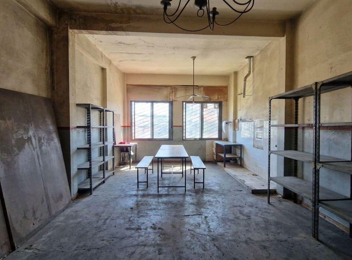 Foto de VENTA GALPON DEPOSITO WARNES 2 PISOS MAS SOTANO, imagen 5