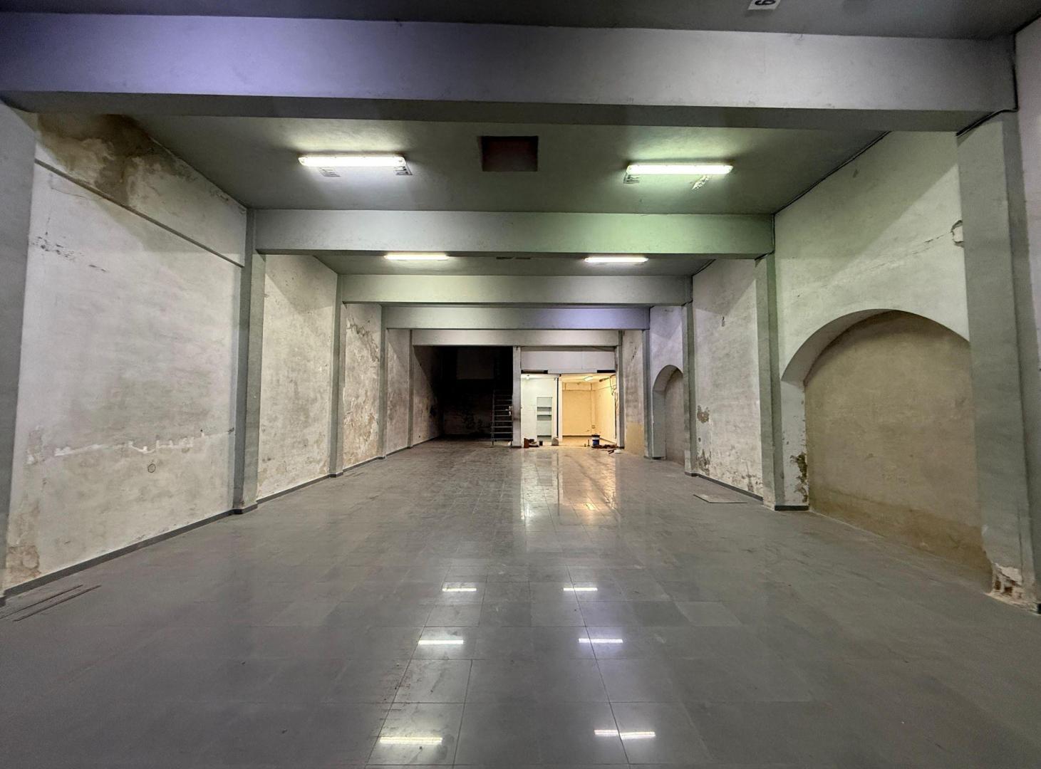 Foto de VENTA LOCA/DEPOSITO OPORTUNIDAD!!! 8,66x34, imagen 5