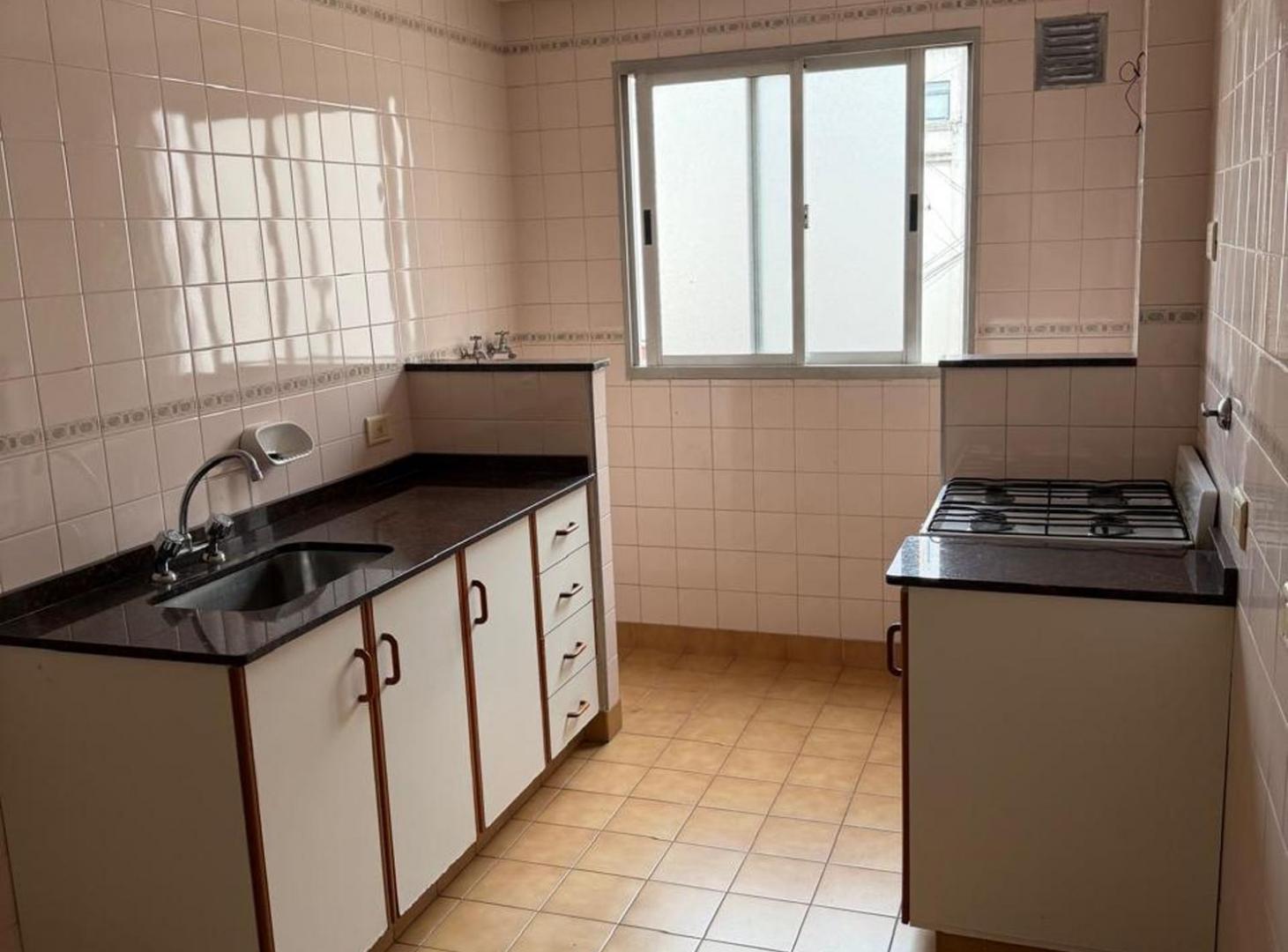 Foto de DEPARTAMENTO 4 AMBIENTES EN SAN TELMO, imagen 2