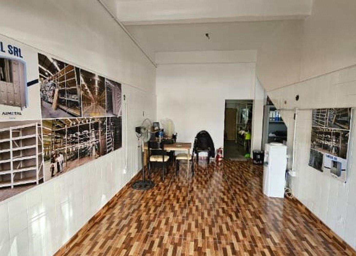 Foto de VENTA LOCAL o DEPÓSITO SIN EXPENSAS-Floresta, imagen 5