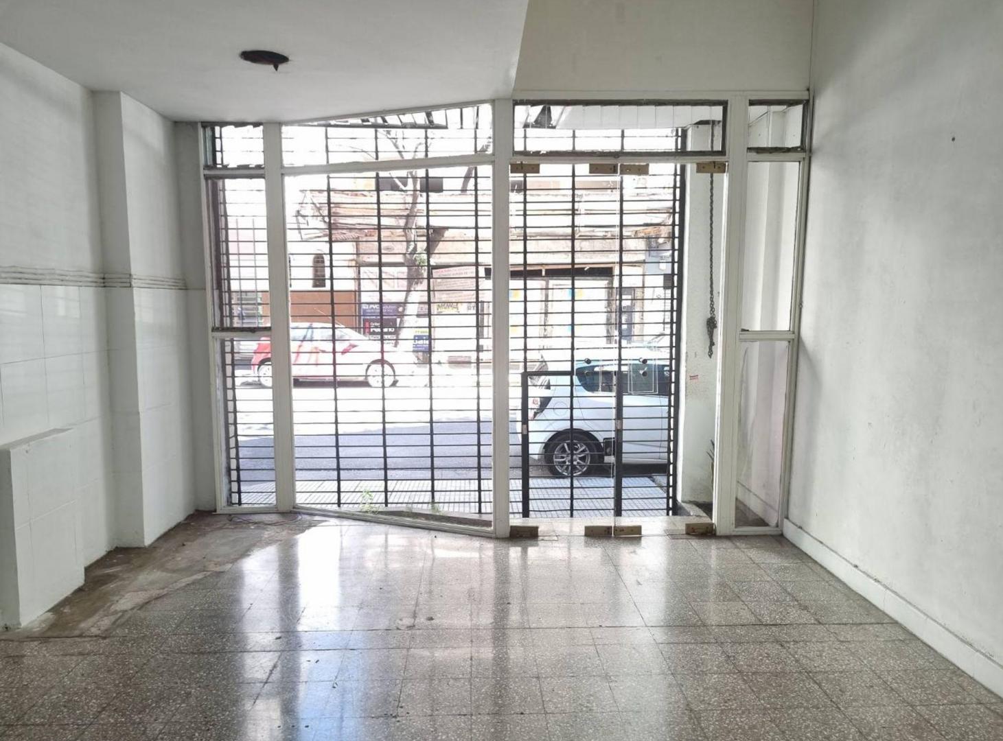 Foto de ALQUILER LOCAL COMERCIAL EN VILLA CRESPO, imagen 2