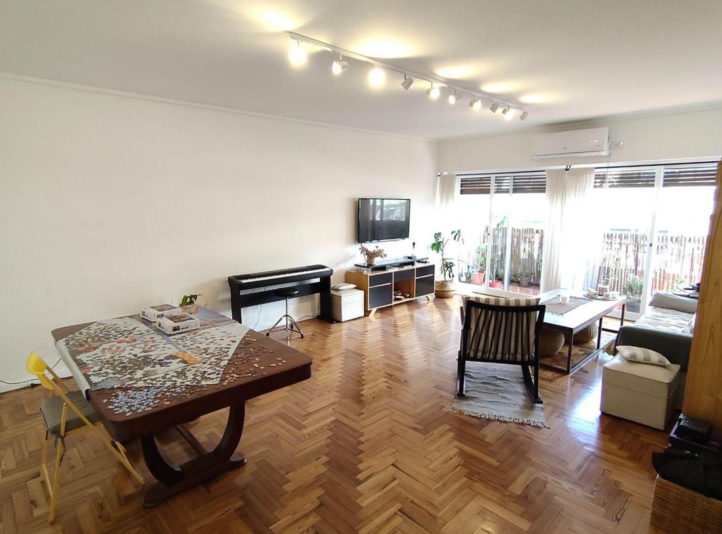 Foto de VENTA DPTO 4 AMB en DEVOTO R / COCHERA / RECICLADO, imagen 2