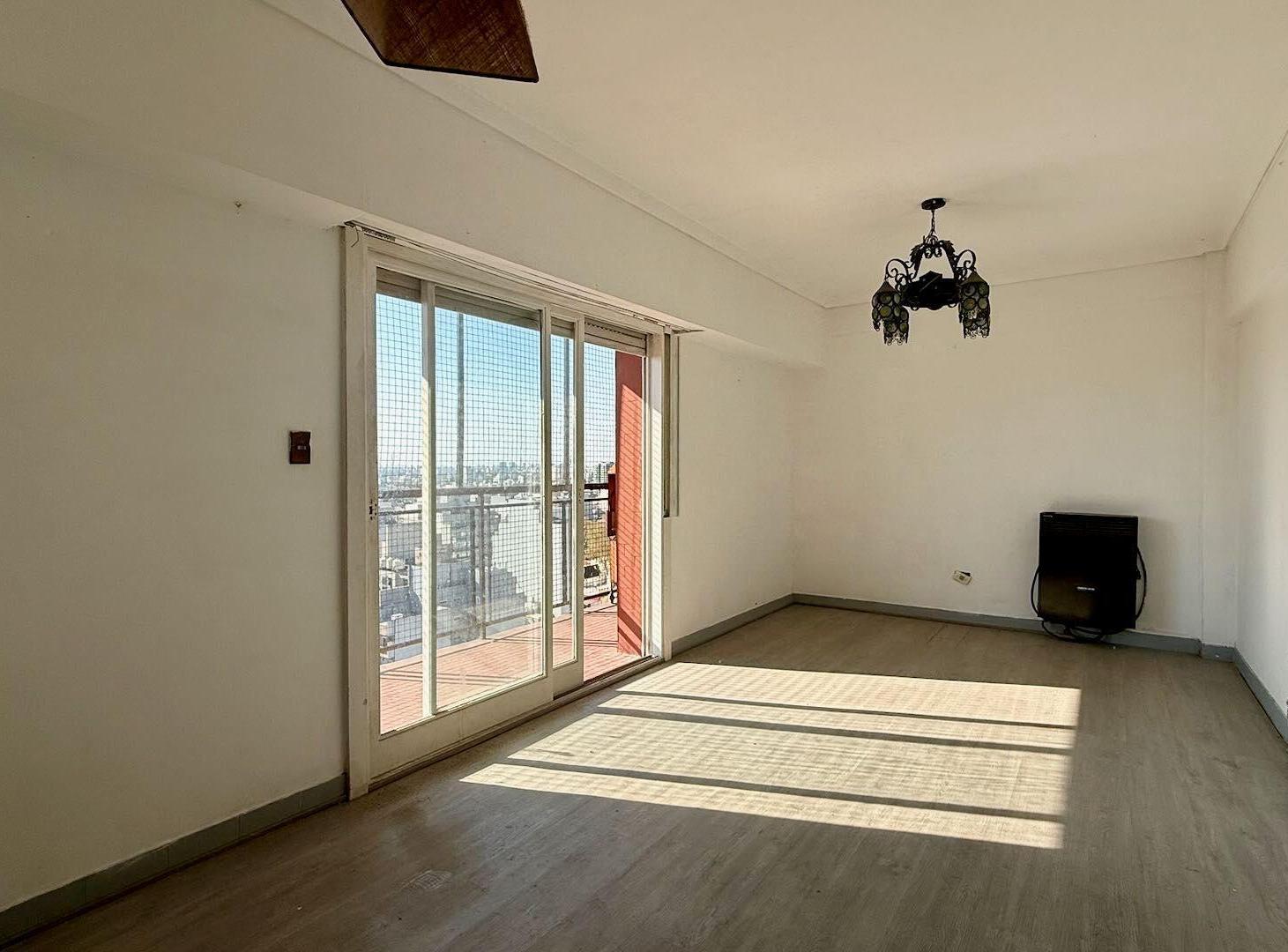 Foto de Departamento 3 Amb en Venta con Cochera doble!, imagen 4