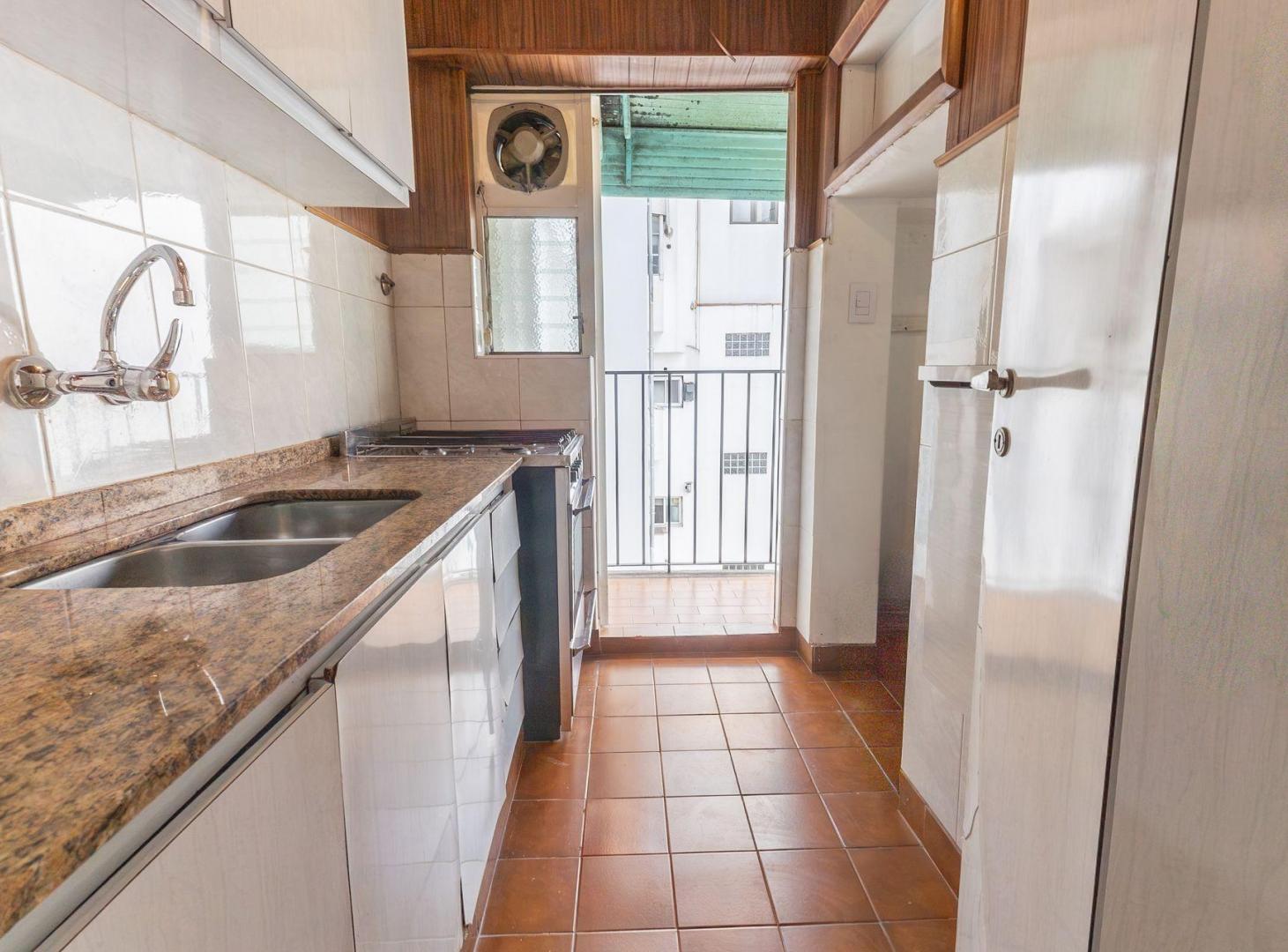 Foto de VENTA DEPARTAMENTO BALVANERA LUMINOSO, imagen 5