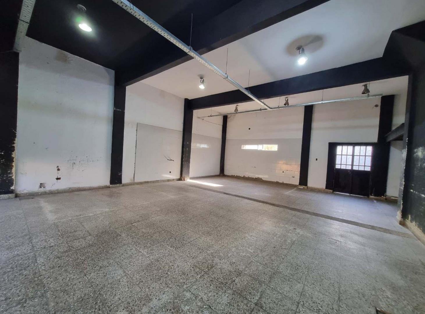 Foto de ALQUILER GALPON - DEPÓSITO CIUDADELA, imagen 4