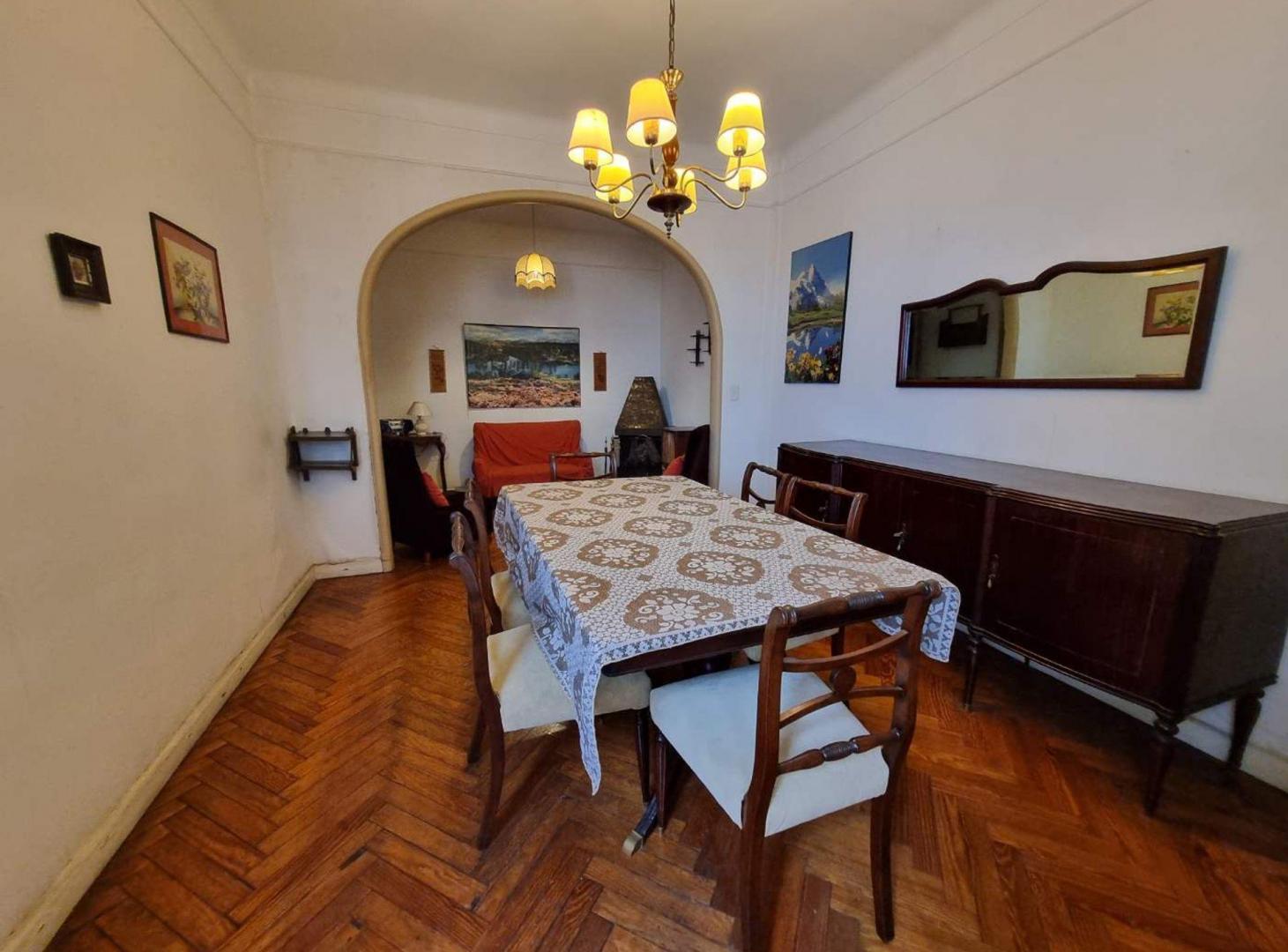 Foto de VENTA SEMIPISO 3 AMBIENTES C/ DEP EN MONSERRAT, imagen 3