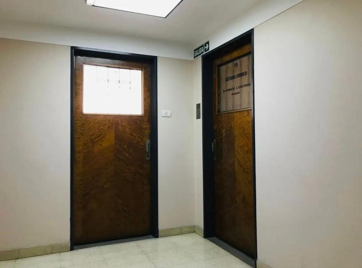 Foto de VENTA OFICINA SAN NICOLAS VISTA PANORAMICA, imagen 2