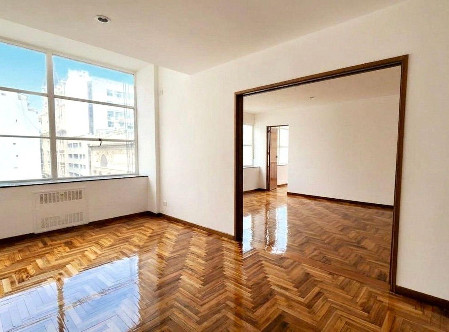 Foto de VENTA OFICINA SAN NICOLAS VISTA PANORAMICA, imagen 3