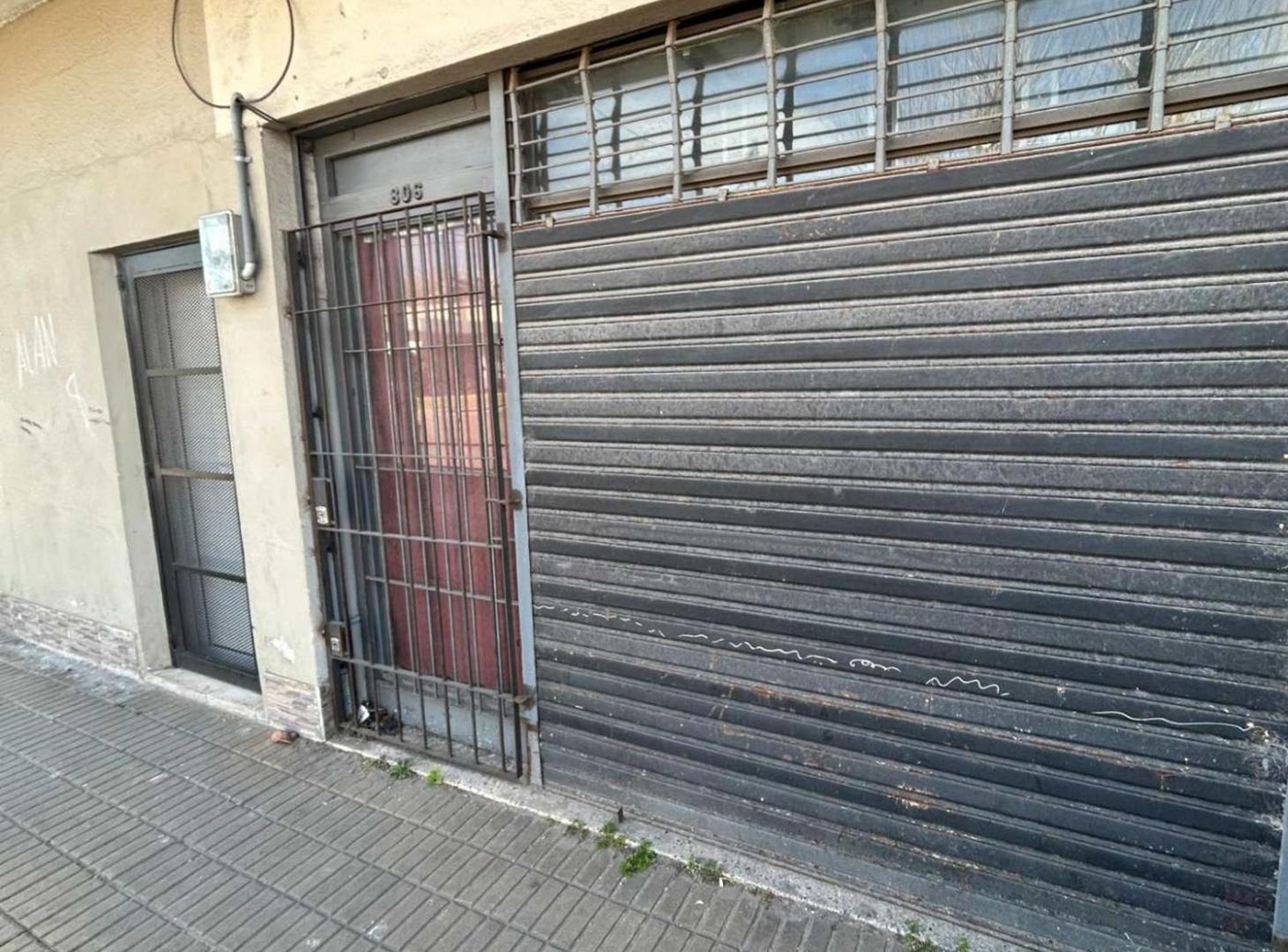 Foto de VENTA LOCAL QUILMES SIN EXPENSAS, imagen 4