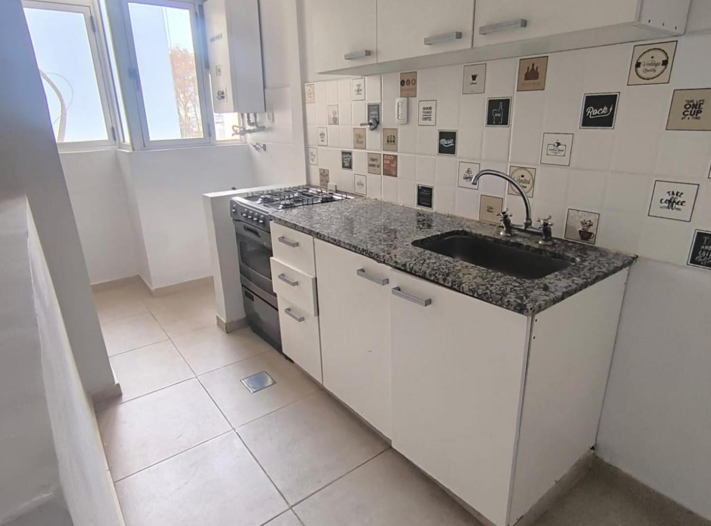 Foto de Departamento de dos amb en alquiler en Villa Cresp, imagen 1
