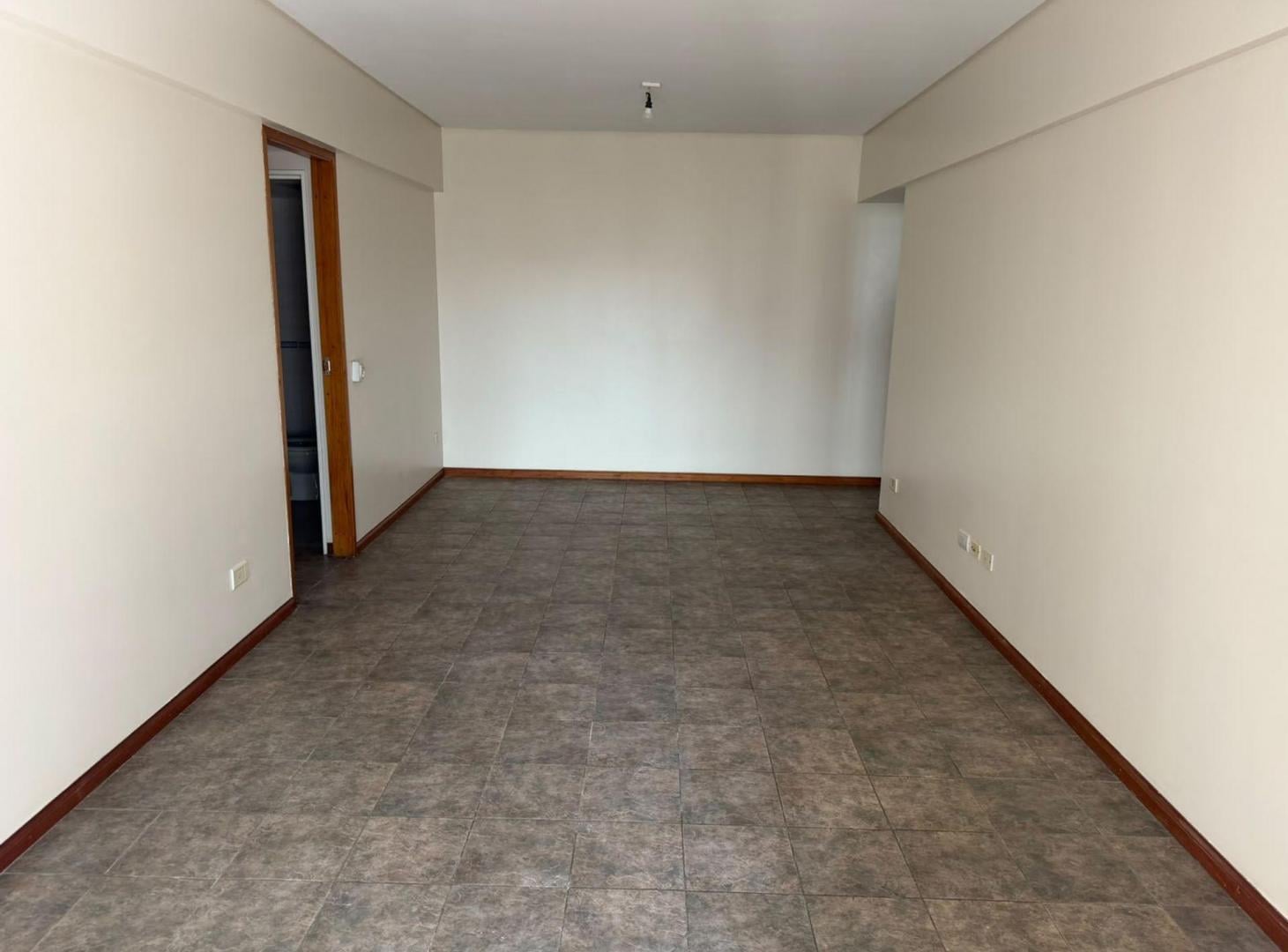 Foto de ALQUILER EXCELENTE DEPARTAMENTO 4 AMBIENTES, imagen 2