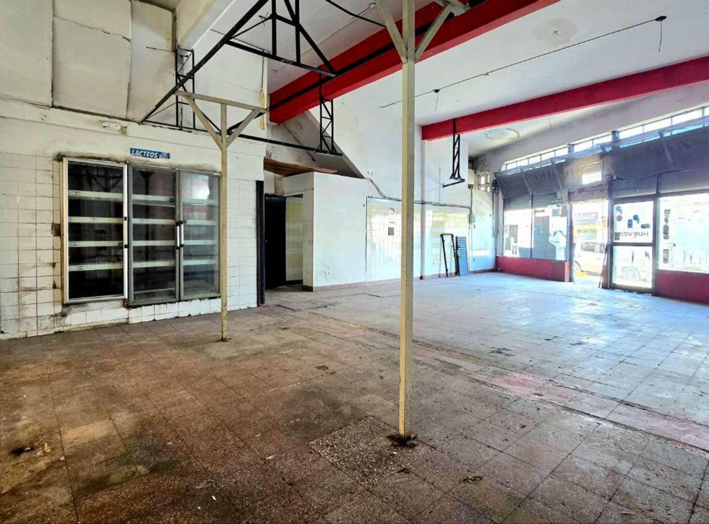 Foto de Venta Local Comercial 100m2 y PH 3 amb en PA, imagen 2