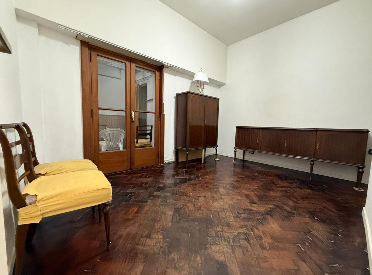 Foto de VENTA DEPTO 2 AMB CON PATIO FLORESTA APTO CREDITO, imagen 1