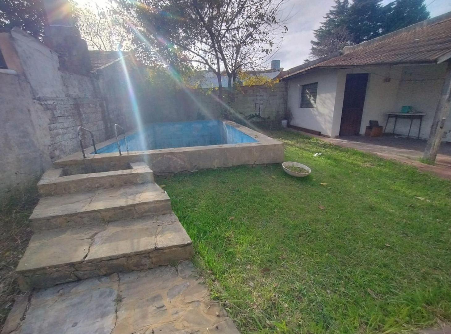 Foto de VENTA CASA 5 AMBIENTES PARQUE PILETA HAEDO, imagen 5