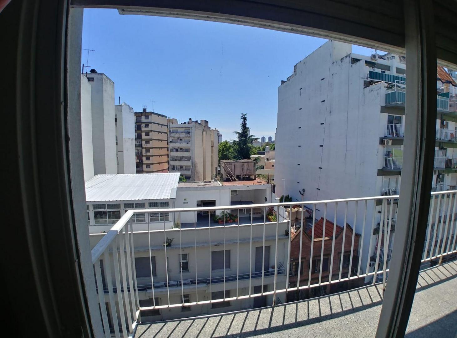 Foto de VENTA DEPARTAMENTO 4 AMBIENTES ALMAGRO, imagen 1