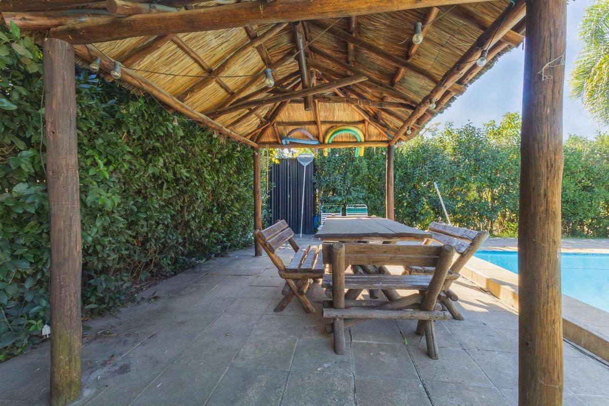 Foto de VENTA CASA 7 AMB PARQUE PILETA FINANCIA, imagen 4