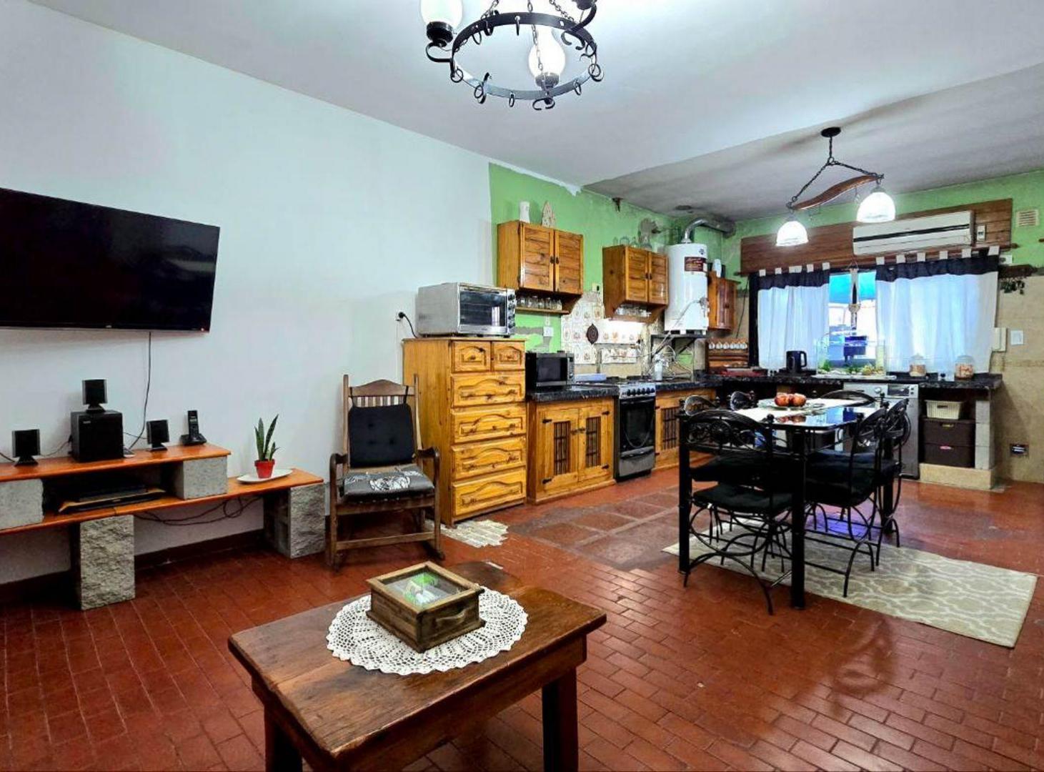 Foto de Venta Ph 3 ambientes Caseros en Planta alta 2 amb, imagen 1