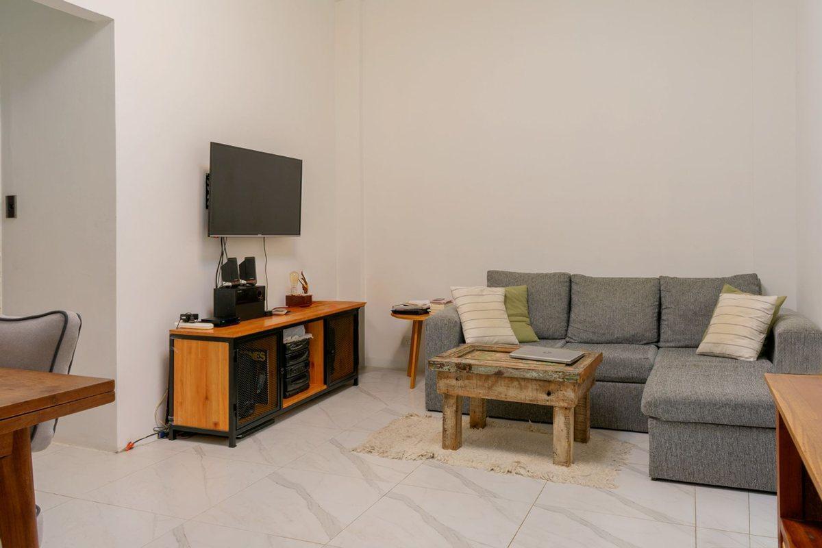 Foto de VENTA DEPTO 2 AMB. con dependencia PB AVELLANEDA, imagen 1