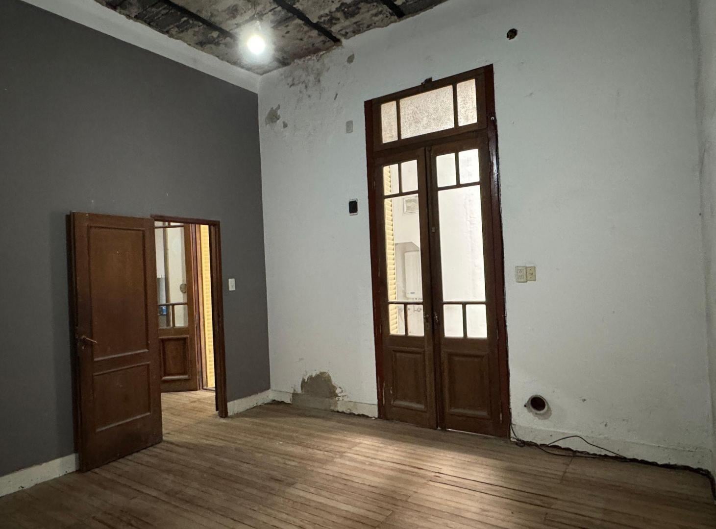 Foto de VENTA PH 4 AMB CON PATIO Y TERRAZA EN BARRACAS, imagen 1