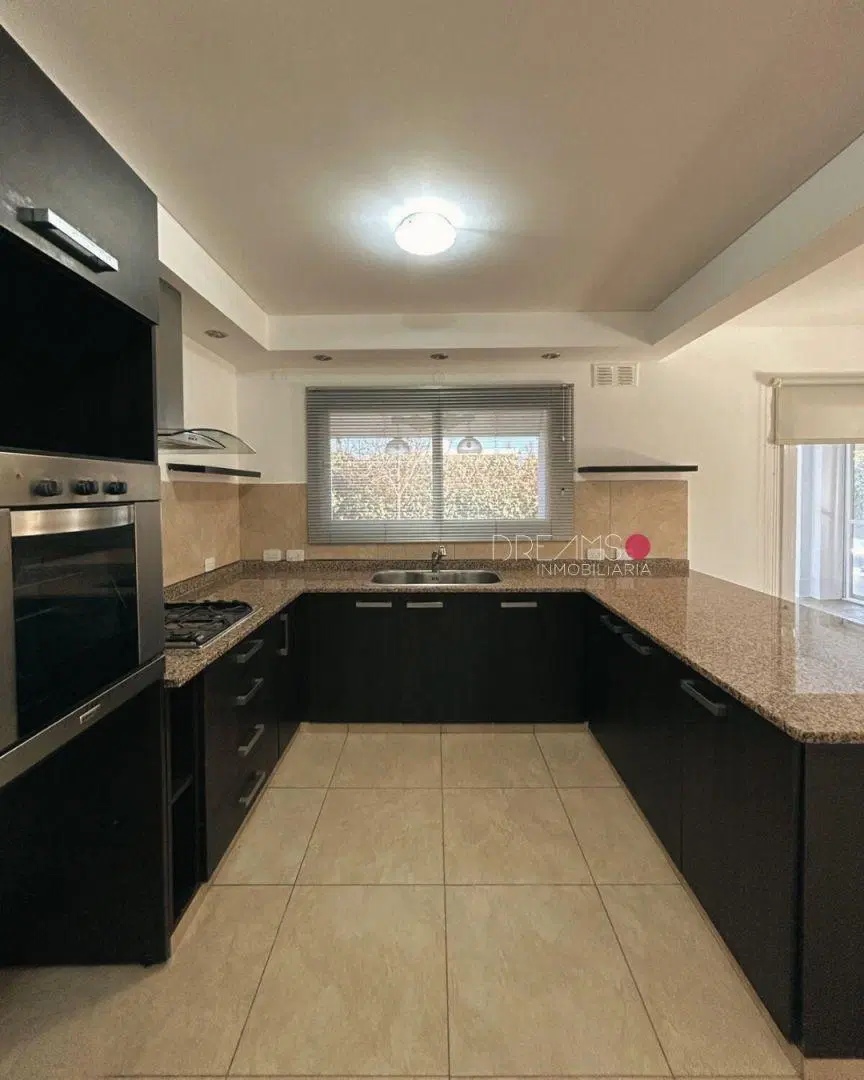 Casa 0 ambientes 0 dormitorios. | Bejarano al 2200 2