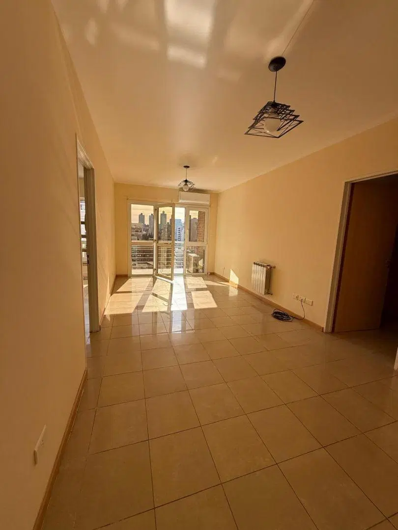 Departamento 3 dormitorios. | Roca al 100 4