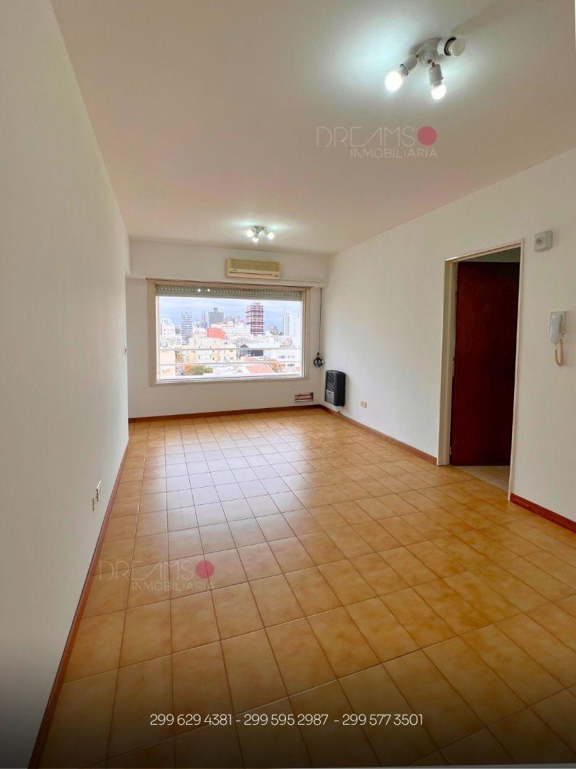 Foto de Departamento 0 ambientes 2 dormitorios. | Bouquet Roldan al 100, imagen 2