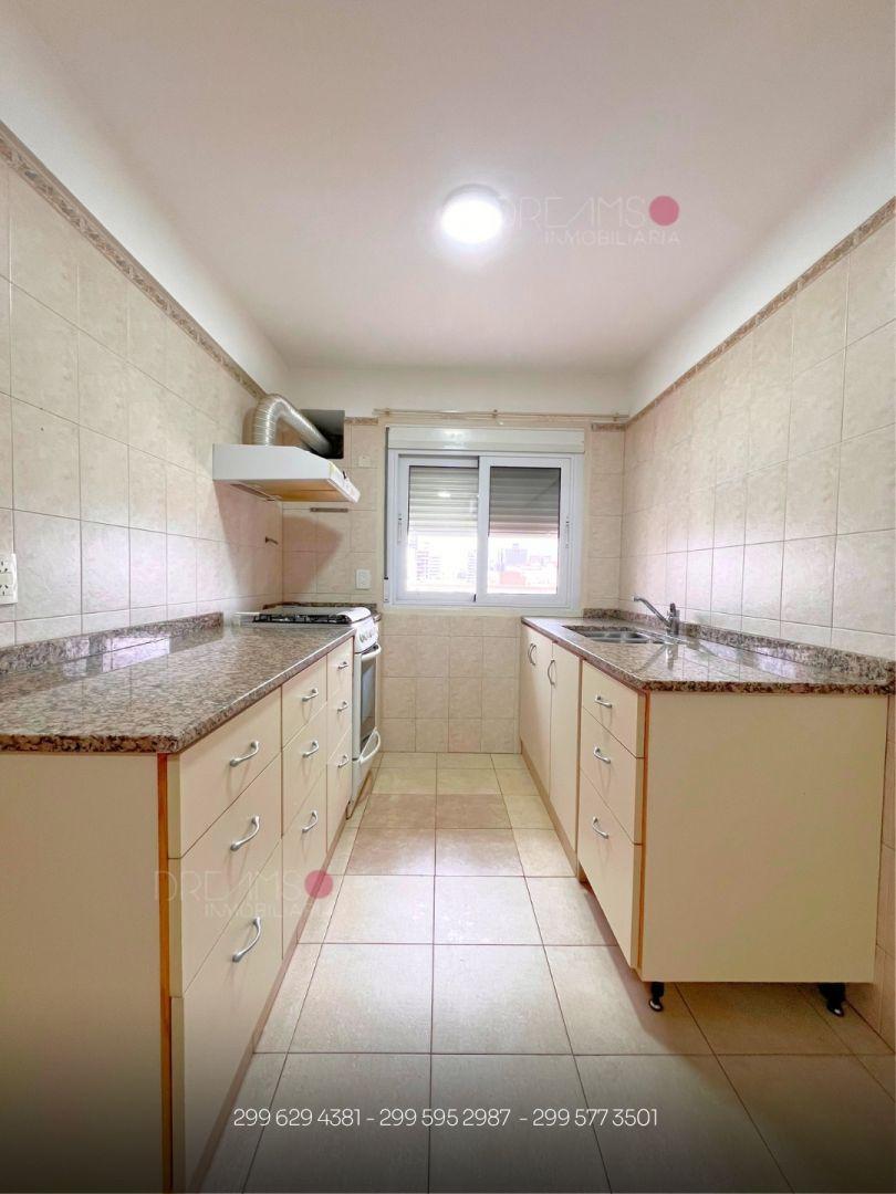 Foto de Departamento 0 ambientes 2 dormitorios. | Bouquet Roldan al 100, imagen 5